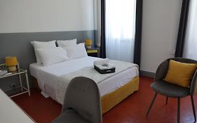 QUARTIER DES CREATEURS la plaine cours julien chambre privée dans appartement