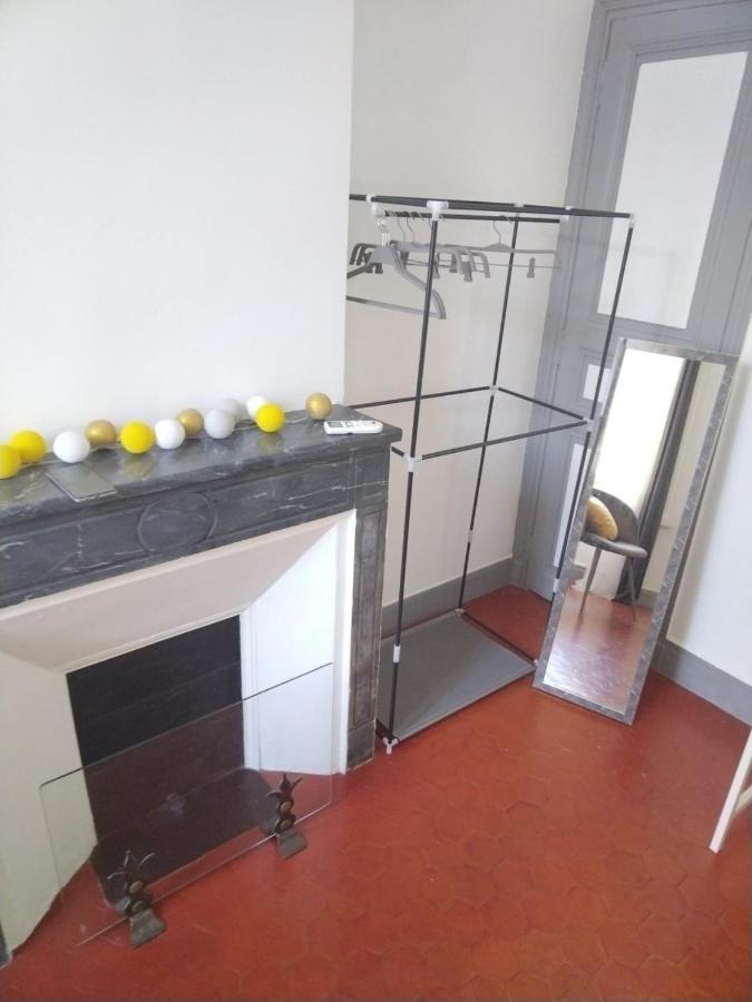 QUARTIER DES CREATEURS la plaine cours julien chambre privée dans appartement Marsella Exterior foto